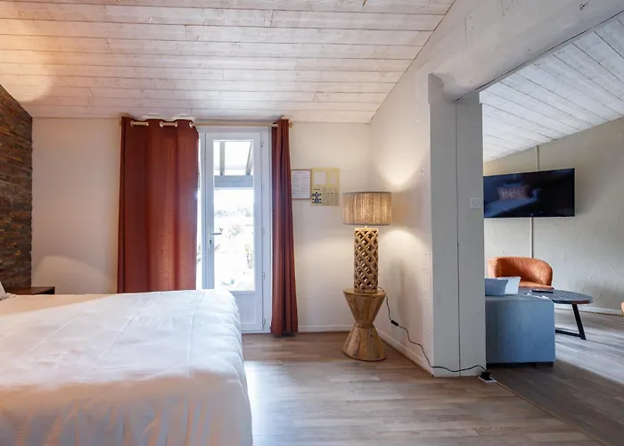 Auberge Val Moureze Hotel & Spa